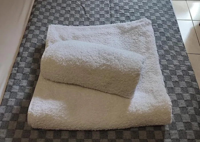 Ld דירה לריסה